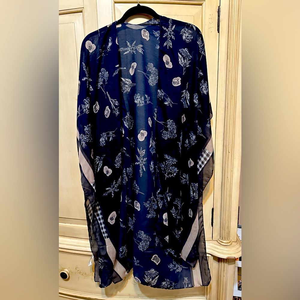 Kimono/ Coverup NWOT